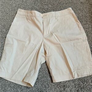 Eddie Bauer Ladies Tan Cargo Shorts Sz 12